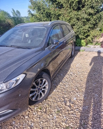 Ford Mondeo cena 30000 przebieg: 331245, rok produkcji 2015 z Zwierzyniec małe 137
